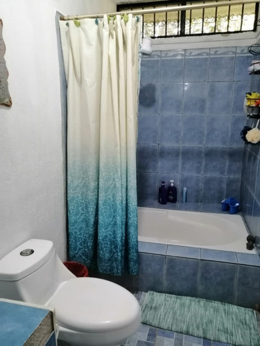 Imagen 27 de 30 de Vendo Hermosa Casa Con Amplio Terreno (2,389.89 Vrs²), Excelente Ubicación, Excelente Precio