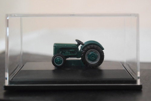 Tractor Ferguson Verde Oxford 1/76 C/caja 