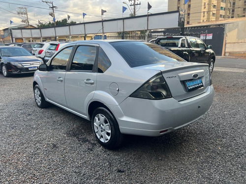 Ford Fiesta 1.6 MPI CLASS SEDAN 8V FLEX 4P MANUAL