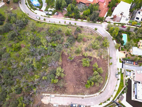 Terreno Ubicado En Exclusivo Sector De Sta Maria De Manquehu