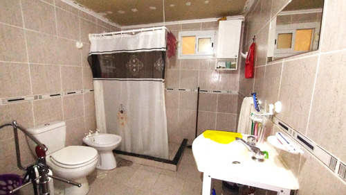 Casa En Venta, Tipo Alpina, Zona De La Punta, Al Pie De Las Montañas
