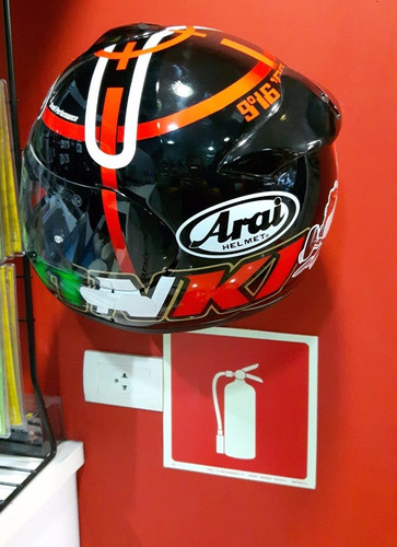 Imagem 6 de 6 de Kit Com 2 Suportes De Parede Smf Para Capacete De Moto