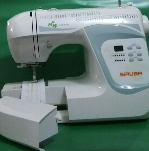 Imagen 2 de 4 de Maquina De Coser Domestica Siruba Digital 6854