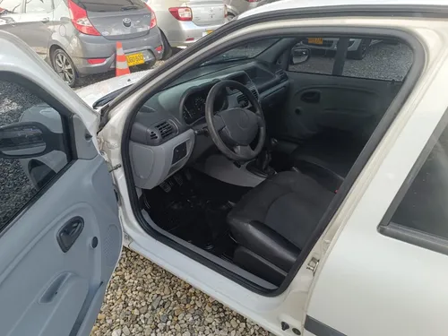 Renault Clio Ii Campus 2015 Mt 1200cc