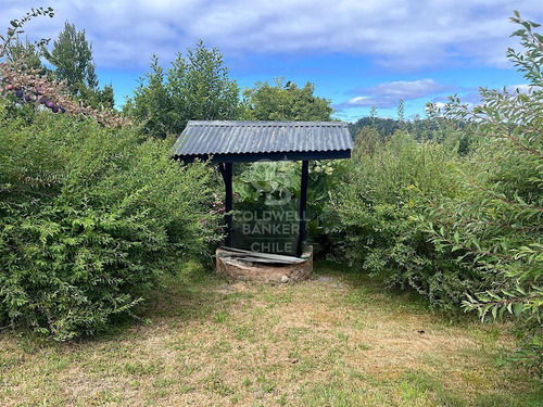 Hermosa Casa Con Vista Al Lago Ranco.