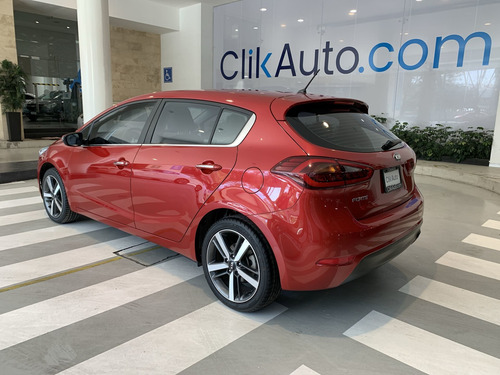 Imagen 7 de 15 de Kia Forte 2018 2.0 Sx 4 P At