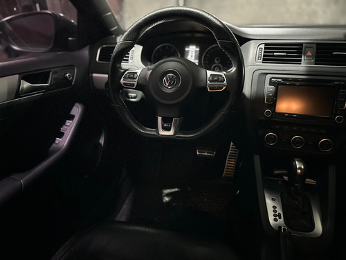 Volkswagen Vento 2.0 Tsi Gli