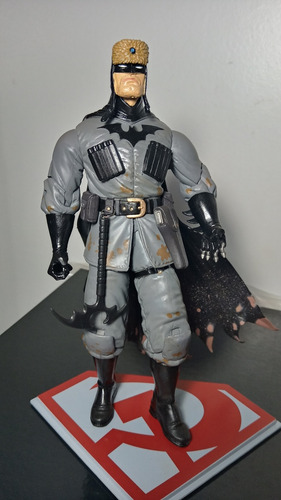 Batman Soviético - Entre A Foice E O Martelo