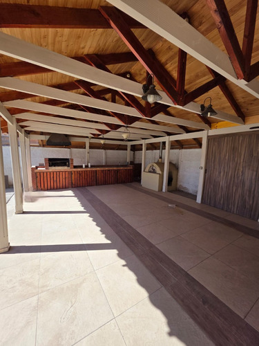 En Venta Casa En Rinconada De Los Andes Estilo Chilena 4h 3b