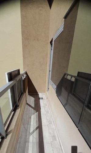 Imagen 12 de 16 de Edificio Comercial A Estrenar 12 Ambientes, Cocheras, Detalles De Categoría.
