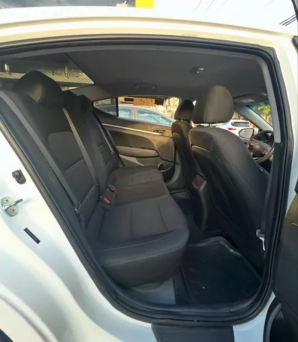Hyundai Elantra Sel 2019