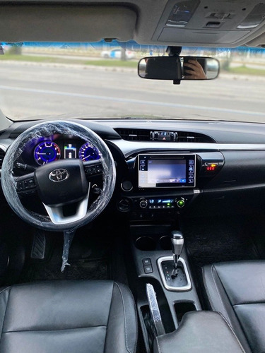 Imagem 10 de 14 de Toyota Hilux 2016 2.8 Tdi Srv Cab. Dupla 4x4 Aut. 4p
