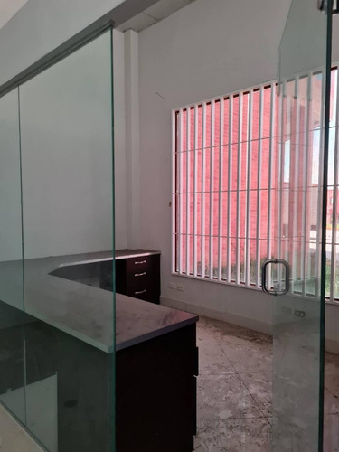 Imagen 8 de 14 de Johanna Castillo Vende Galpon Zona Ind Castilito