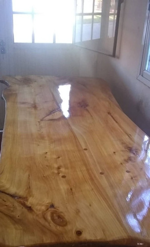 Imagen 7 de 12 de Mesas Y Mesadas De Madera Rustica En Ciprés