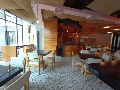 Se Arrienda Local En Poblado , Medellin