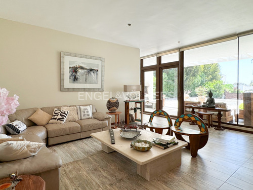 Gran Casa De 5 Dormitorios En Marbella