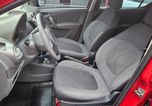 Fiat Palio 1.4 MPI ATTRACTIVE 8V FLEX 4P MANUAL
