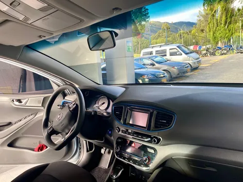 Hyundai Ioniq HEV Premium