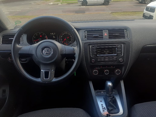 Vw - Jetta 2.0 Completo 2014 Muito Conservado