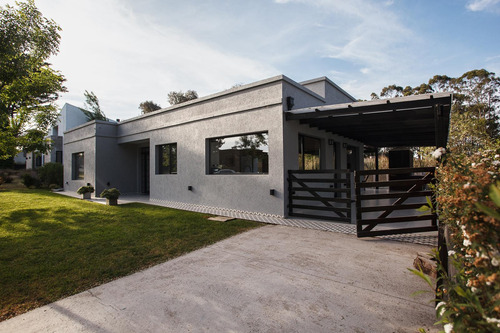 Casa En Venta En Barrancas De San Benito, Chapadmalal.