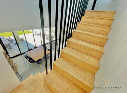 Venta Casa San Sebastian Area 11