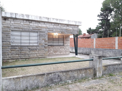 Santa Teresita. Venta Ph Tipo Casa Frente Al Monte. 