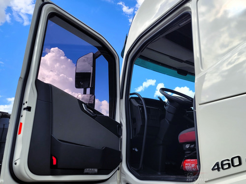 Volvo Fh 460 6x2 I-shift Ano 2021/21 Globetrotter