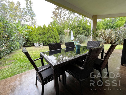 Venta Impecable 3 Ambientes Con Jardín Y Cochera, En La Vieja Estación Canning