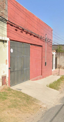 Depósito/galpón En Venta - Sarmiento