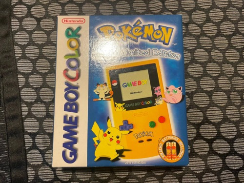 Nintendo Gameboy Color - Pokemon Limited Edition