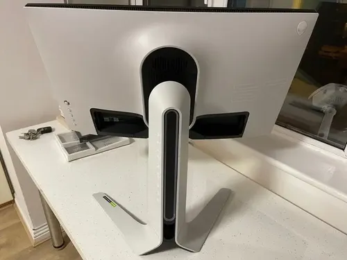Monitor Alienware Aw2721d G-sync Ultimate 240hz Nano Ips Qhd