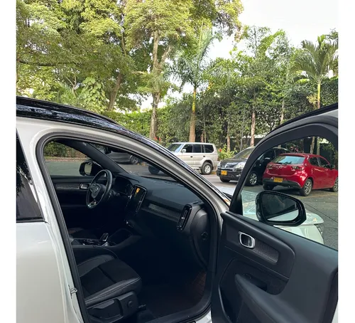 Volvo XC40 2.0 T5 Awd R-design