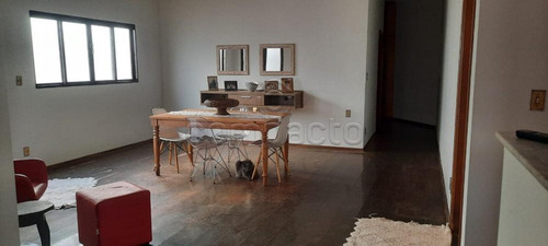 Imagem 4 de 10 de Casas - Ref: V15322