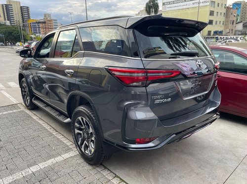 Toyota Hilux SW4 2.8 D-4D TURBO SRX PLATINUM 4X4