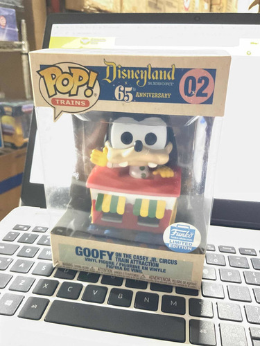 Funko Pop! Goofy On The Train Funko Shop #02 Detalle Caja A (Usado)