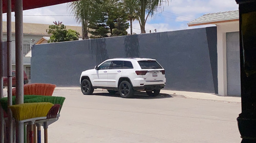 Jeep Grand Cherokee 5.7 Overland V8 Tech Group 4x4 Mt