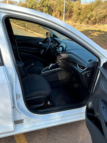 Chevrolet Onix plus Onix 1.0 Plus Turbo At Sedan