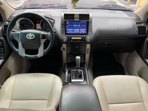 Toyota Land Cruicer Prado Txl 2012