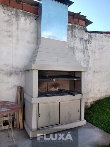 Venta Chalet 3 Ambientes Con Pileta