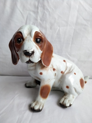 Imagem 1 de 7 de Cachorro Beagle Resina Enfeite Decoração Cão Estátua Usado