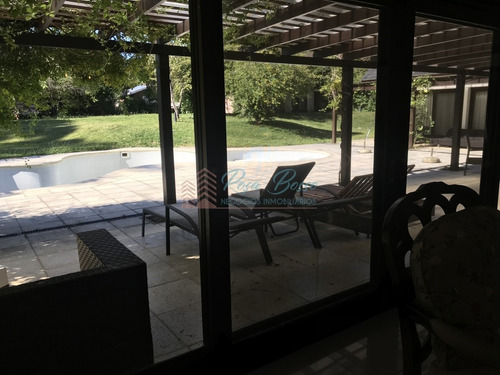 Casa En Golf, 6 Dormitorios *- Ref: 6099