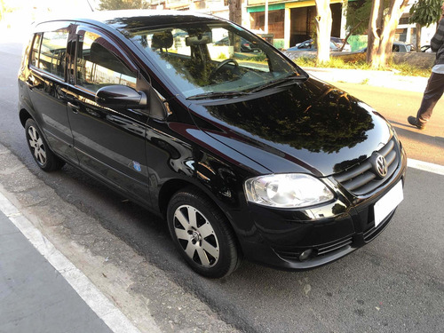 Imagem 2 de 15 de Volkswagen Fox 2008 1.6 Route Total Flex 5p