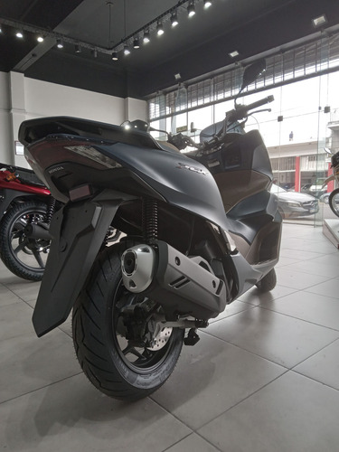 Honda Pcx160 Dlx - Trimoto