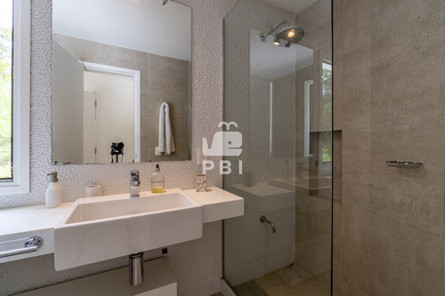 Casa De 3 Dormitorios En Design Village - Ref : Pbi1711