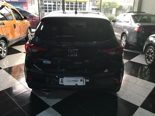 Fiat Argo Hgt 1.8 C/gnc De 5ta