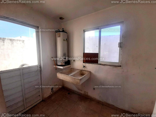 Atención Inversionistas !! Casa En Venta, Para Remodelar En Rivera Veracruzana, Alvarado $880,000.