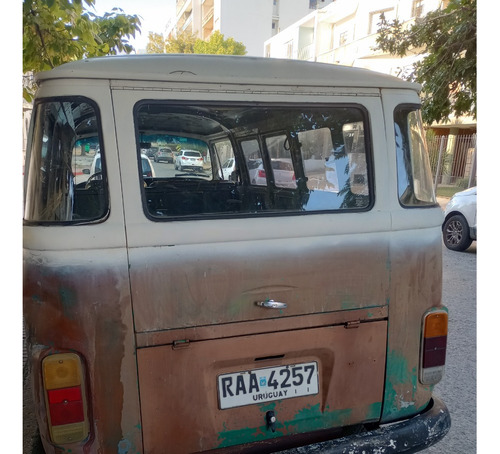 Volkswagen Kombi 84
