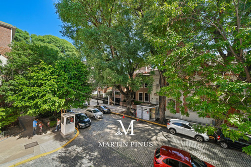 Espectacular Casa - 5 Amb. - 3 Dorm. - 450 M2 - Terraza - Quincho - Parrilla - Zona Embajadas