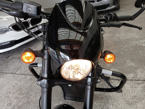 Harley Davidson Street Rod 750