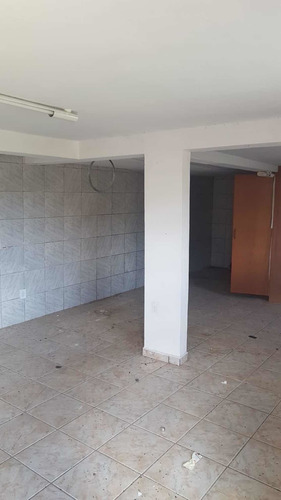 Imagem 7 de 9 de Casa Com 3 Quartos Sendo Uma Suíte, Porão E Garagem